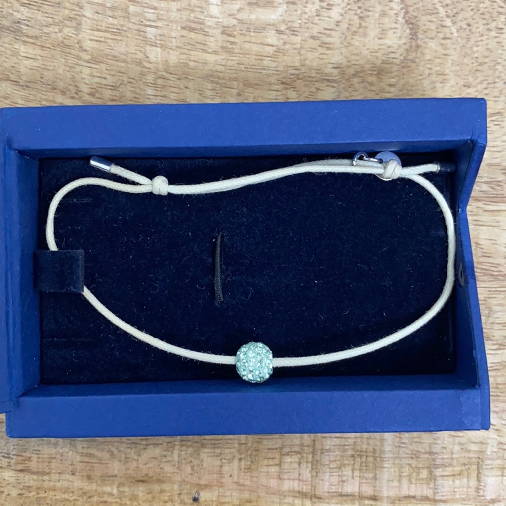 Swarovski | Dainty String Bracelet